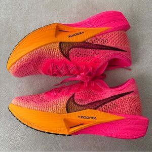 Nike ZoomX Vaporfly 3 Hyperpink Women’s Size 8